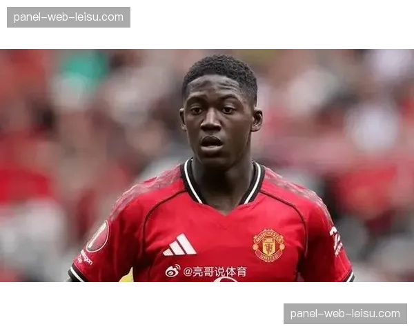 曼联官方宣布与中场小将梅努续约至2030年